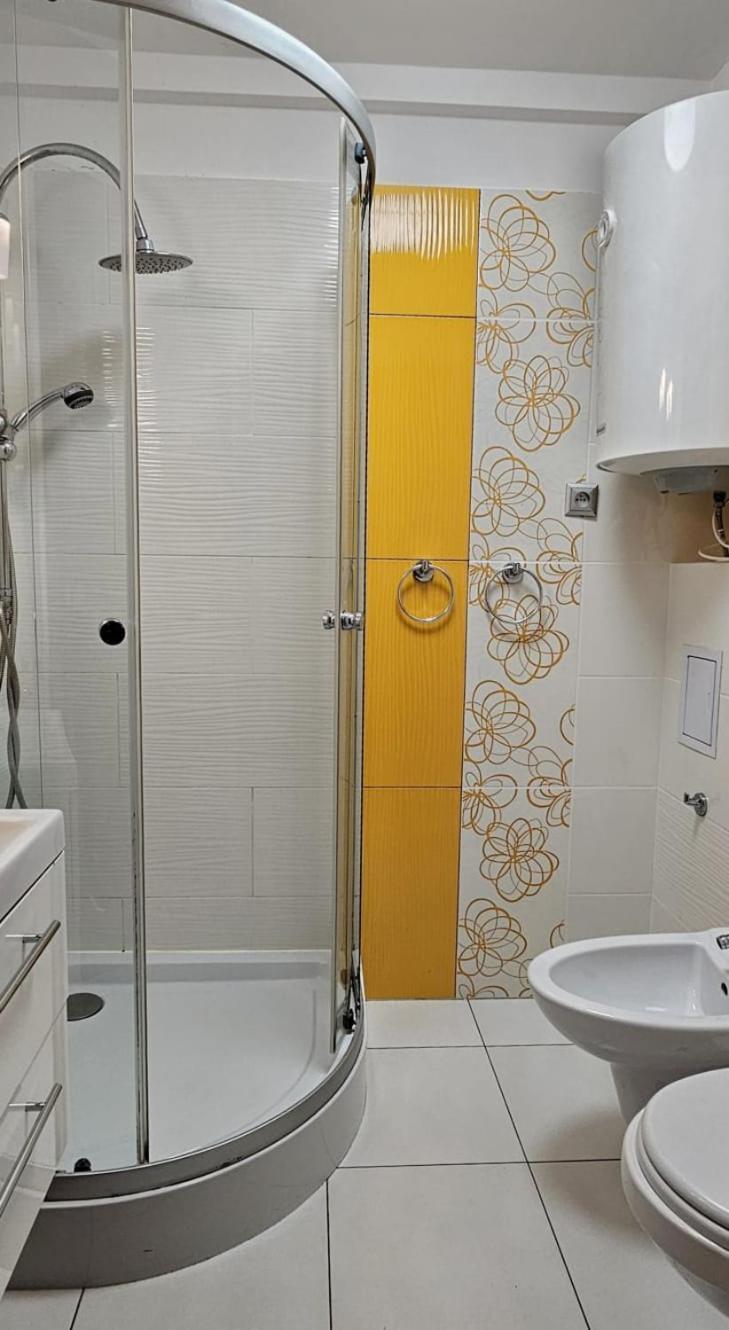 Holiday Home Slavia New 11 Z Antresola I Balkonem Przy Plazy Miedzyzdroje Kültér fotó